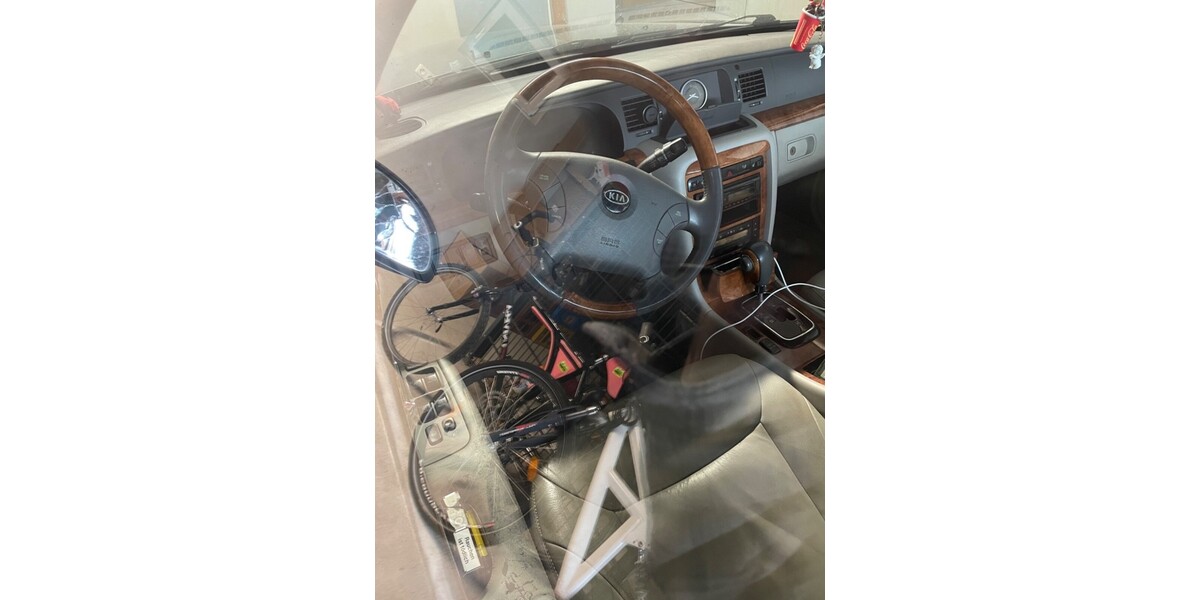 Kia Opirus 186.000 km 1.500 &euro; Wellheim 91809