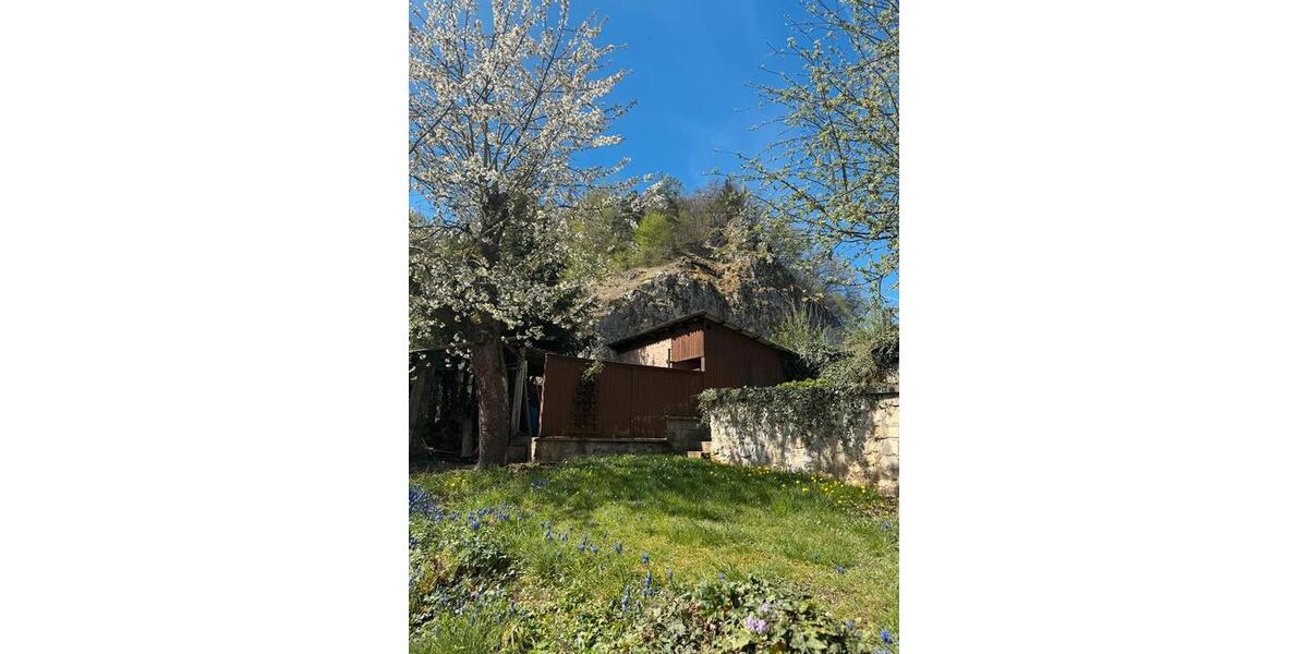 Einfamilienhaus Dollnstein - 6 Zimmer, 300.000&euro; | Angebot:23216701