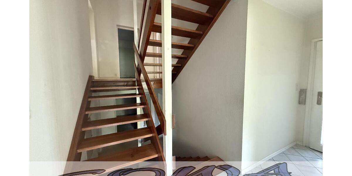 Einzugsbereit! Schickes Haus mit Garage und Garten in Neuburg - Ein Objekt von Ihrem Immobilienpartner SOWA Immobilien und Finanzen - Burg Neuburg an der Donau | Angebot:26145389