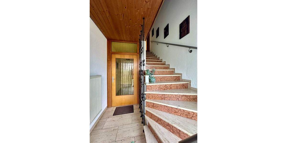 Mehrfamilienhaus, Wohnhaus Denkendorf - 5 Zimmer, 238 m&sup2;, 550.000&euro; | Angebot:25670987