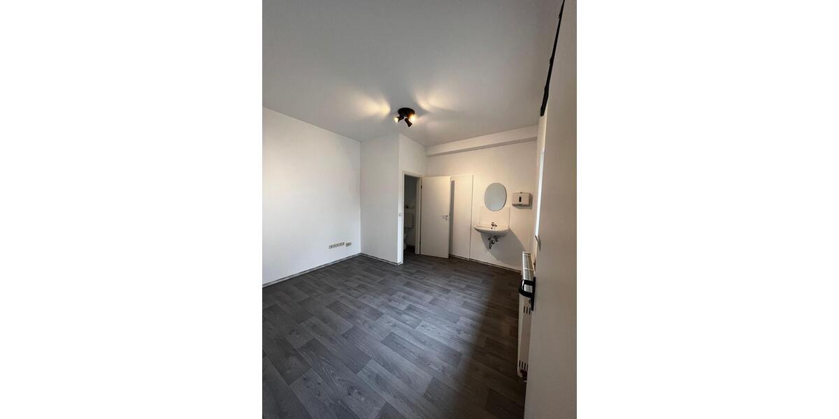 Gewerbeobjekt Kösching - 250&euro; | Angebot:26427387