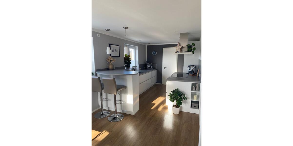 Etagenwohnung Kipfenberg - 4 Zimmer, 120 m&sup2;, 1.500&euro; | Angebot:25830911
