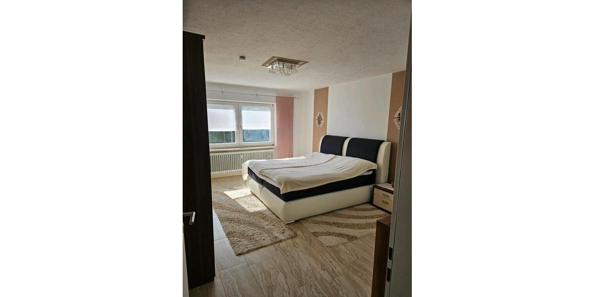 Mehrfamilienhaus, Wohnhaus Neuburg an der Donau - 8 Zimmer, 212 m&sup2;, 980.000&euro; | Angebot:25394654