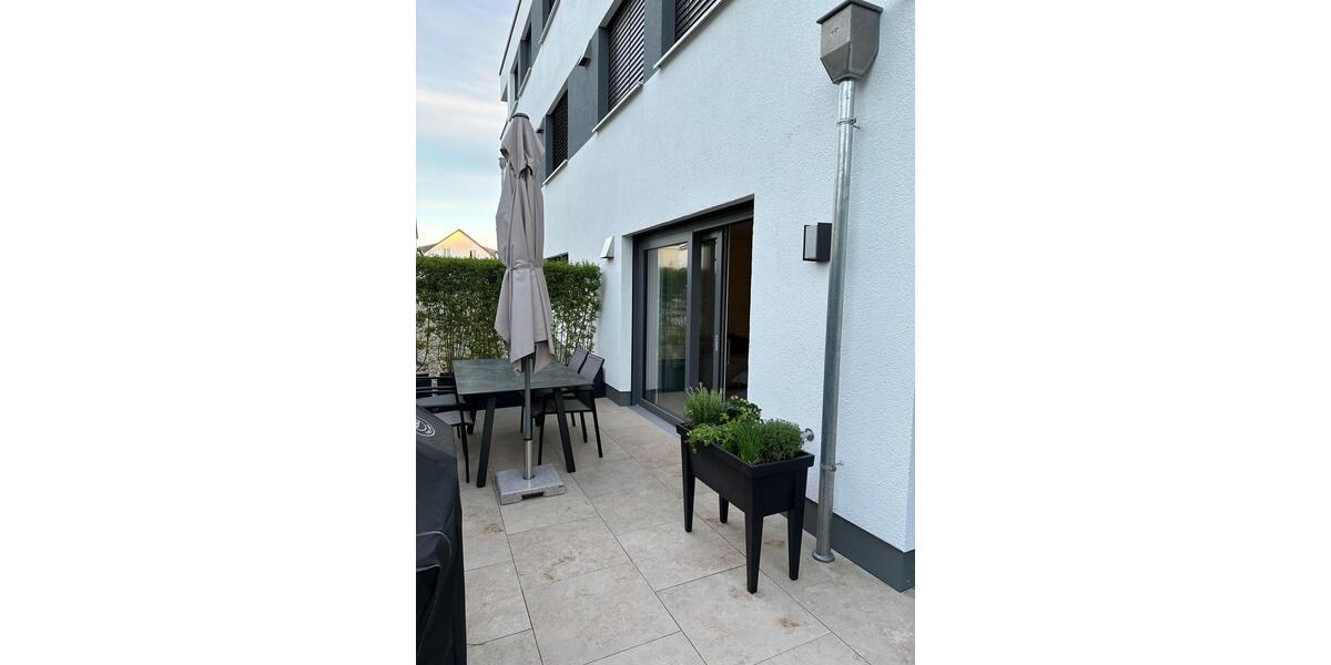 Erdgeschoßwohnung Ingolstadt - 2 Zimmer, 77 m&sup2;, 1.175&euro; | Angebot:26058101