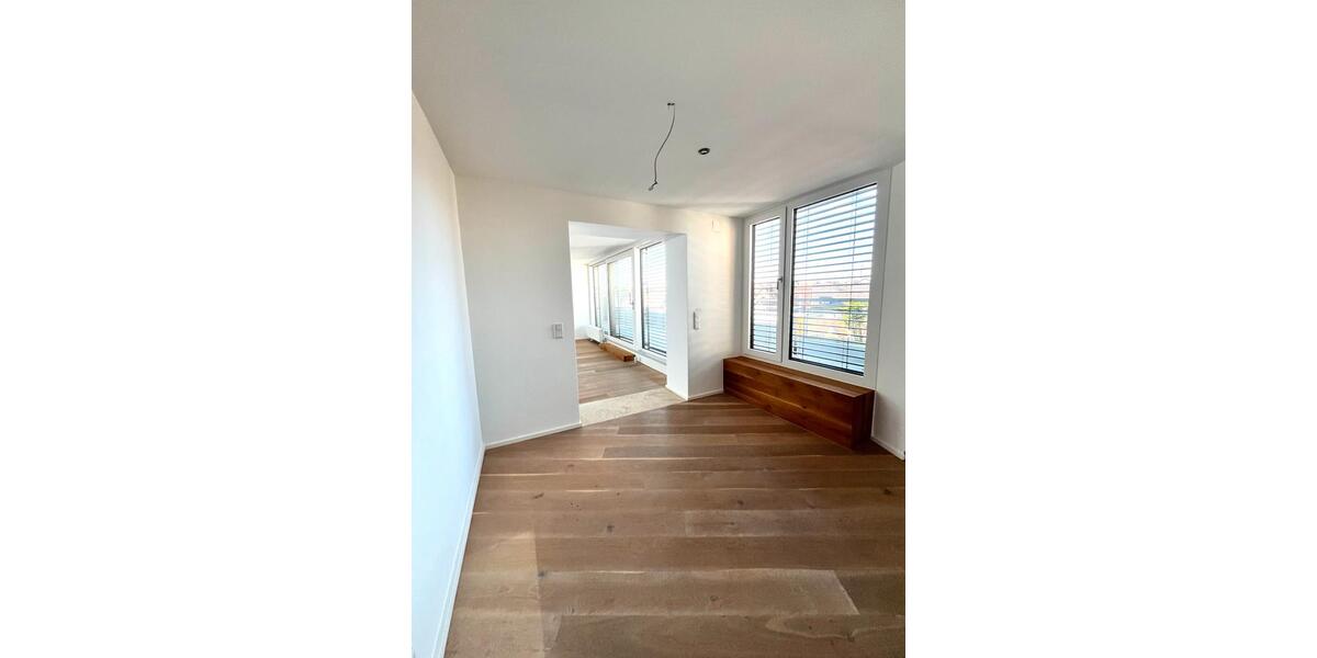 Einfamilienhaus Ingolstadt - 2.5 Zimmer, 114 m&sup2;, 2.300&euro; | Angebot:27593334