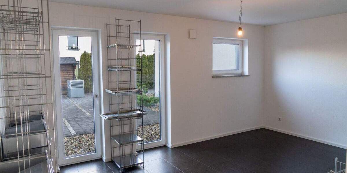 Etagenwohnung Ingolstadt Am Südfriedhof - 3 Zimmer, 98 m&sup2;, 495.000&euro; | Angebot:26489104