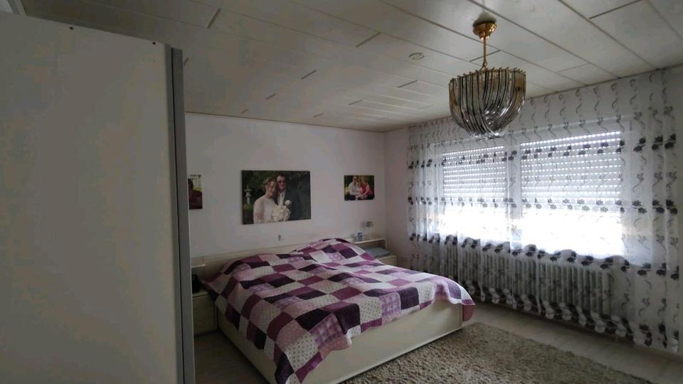 Reihenhaus Ingolstadt Nordost - 7 Zimmer, 210 m&sup2;, 650.000&euro; | Angebot:26042395