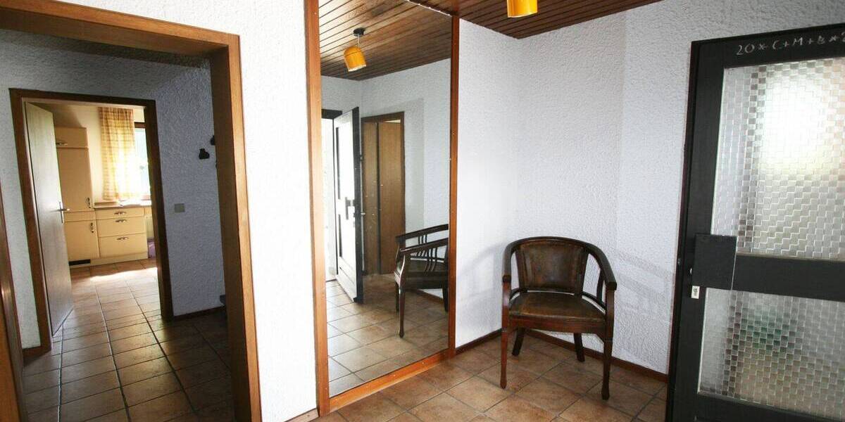 Einfamilienhaus Mainburg - 8 Zimmer, 222 m&sup2;, 610.000&euro; | Angebot:25674130