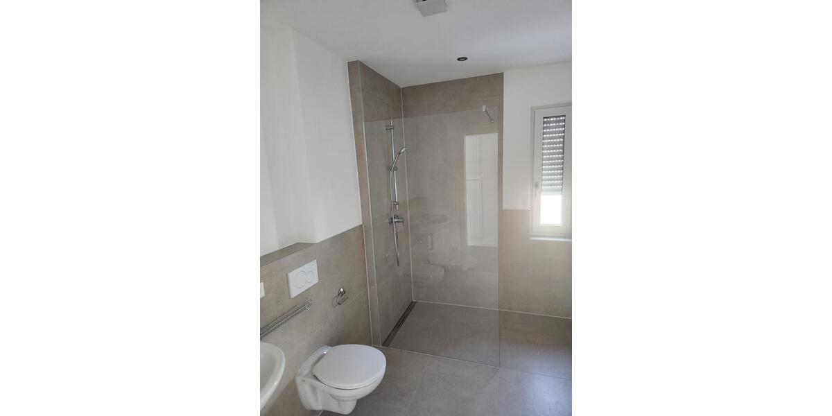 Etagenwohnung Manching - 3 Zimmer, 74 m&sup2;, 1.190&euro; | Angebot:26197698
