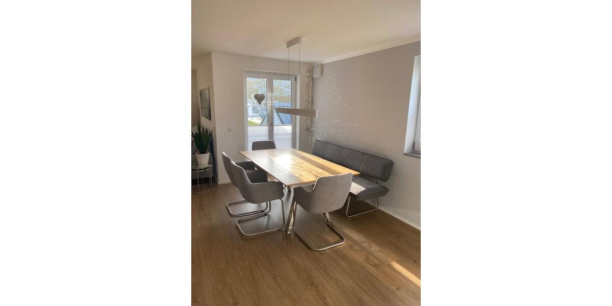 Etagenwohnung Kipfenberg - 4 Zimmer, 120 m&sup2;, 1.500&euro; | Angebot:25830911
