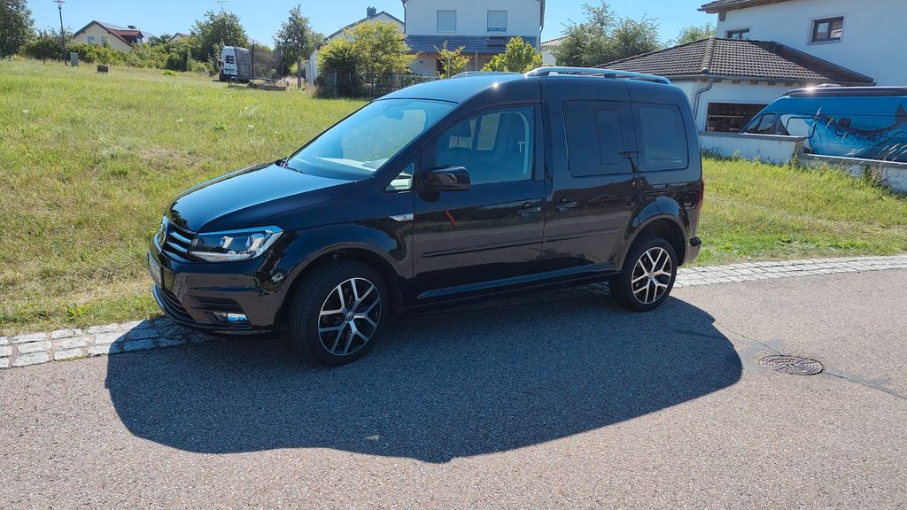 VW Caddy 88.355 km 22.999 &euro; Kösching 85092