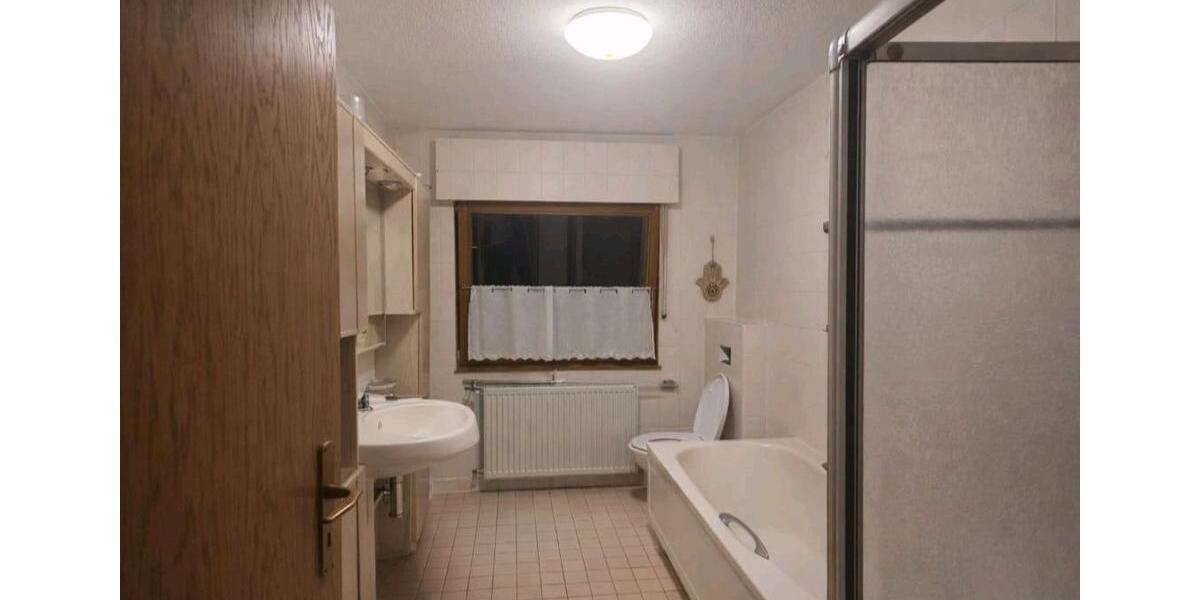 Einfamilienhaus Kinding - 5 Zimmer, 133 m&sup2;, 430.000&euro; | Angebot:27141159