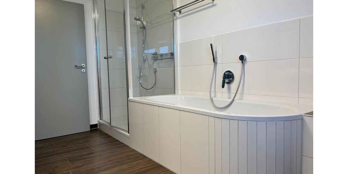 Reihenhaus Ingolstadt Südost - 6 Zimmer, 155 m&sup2;, 2.600&euro; | Angebot:25626122