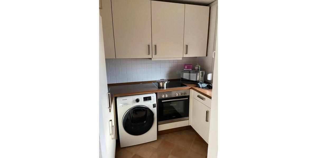 Etagenwohnung Ingolstadt Friedrichshofen-Hollerstauden - 3 Zimmer, 78 m&sup2;, 750&euro; | Angebot:25860475