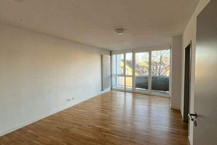 Wohnung Ingolstadt Sonnenbrücke - 6 Zimmer, 164 m&sup2;, 370.000&euro; | Angebot:25820524