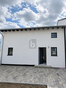 GROß, MODERN, ENERGIEEFFIZIENT NAHE INGOLSTADT - Doppelhaushälfte Großmehring | Angebot:26592474