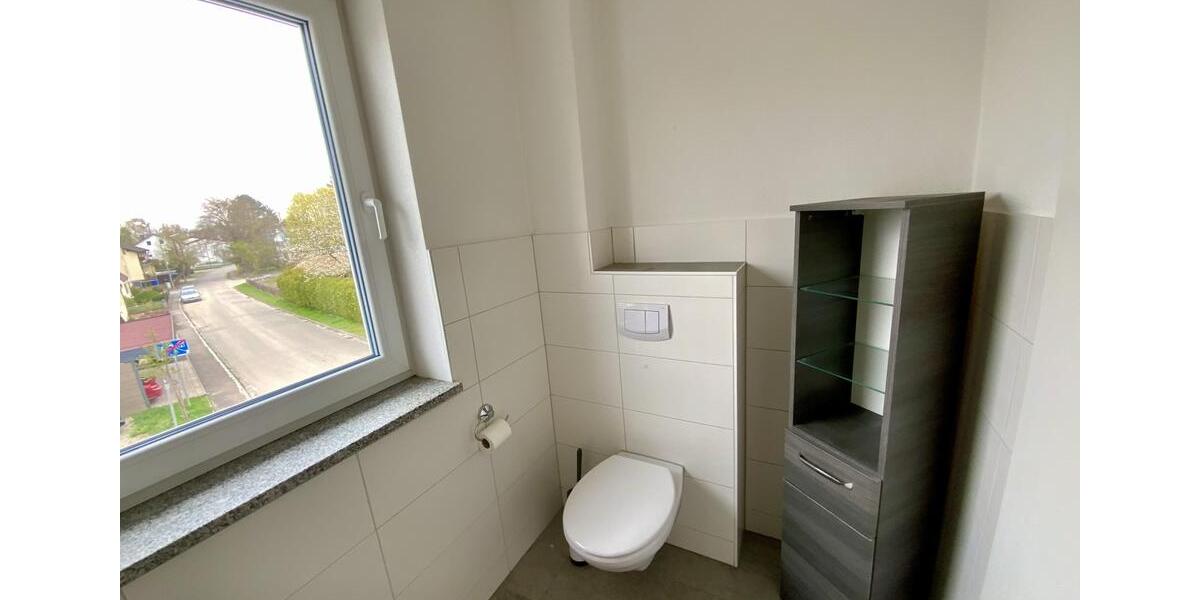 Etagenwohnung Schrobenhausen - 3 Zimmer, 105 m&sup2;, 1.150&euro; | Angebot:26266943
