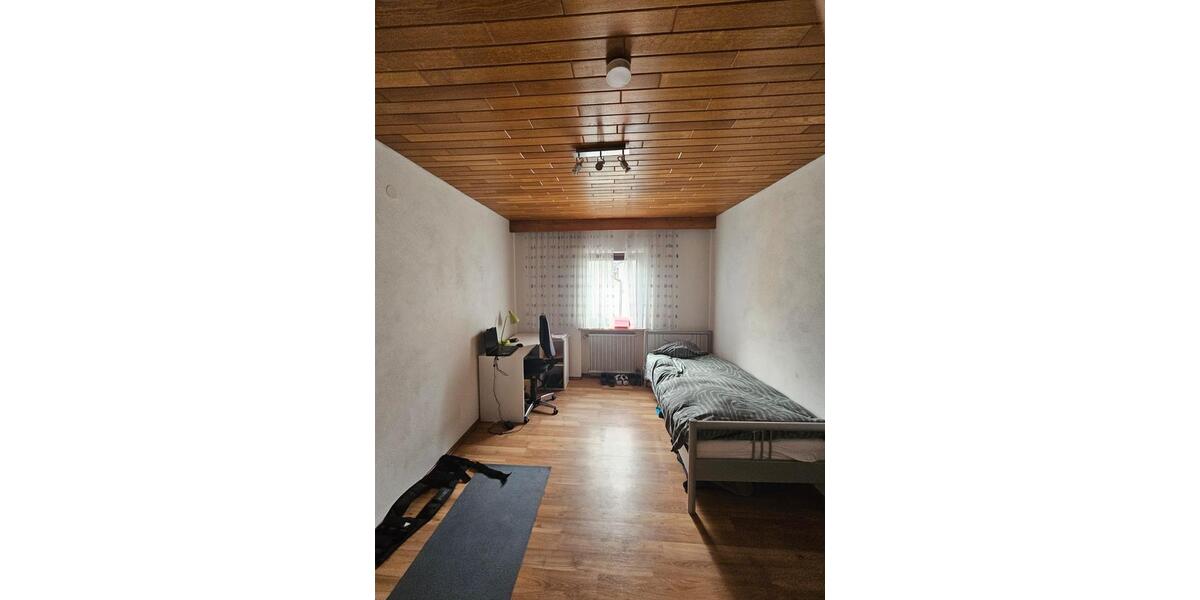 Etagenwohnung Eichstätt - 13 Zimmer, 90 m&sup2;, 300&euro; | Angebot:25362775