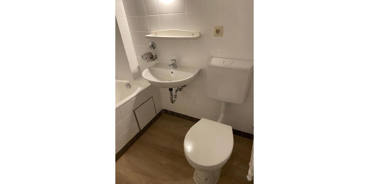 Etagenwohnung Ingolstadt Nordost - 1 Zimmer, 28 m&sup2;, 650&euro; | Angebot:26098930