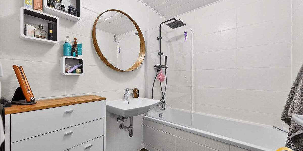 Etagenwohnung Ingolstadt Friedrichshofen-Hollerstauden - 5 Zimmer, 108 m&sup2;, 349.000&euro; | Angebot:25775987