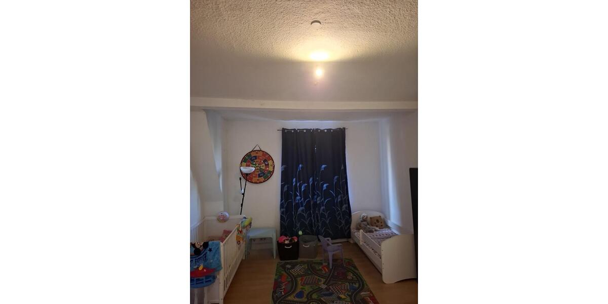 Etagenwohnung Wolnzach - 4 Zimmer, 110 m&sup2;, 820&euro; | Angebot:26401367