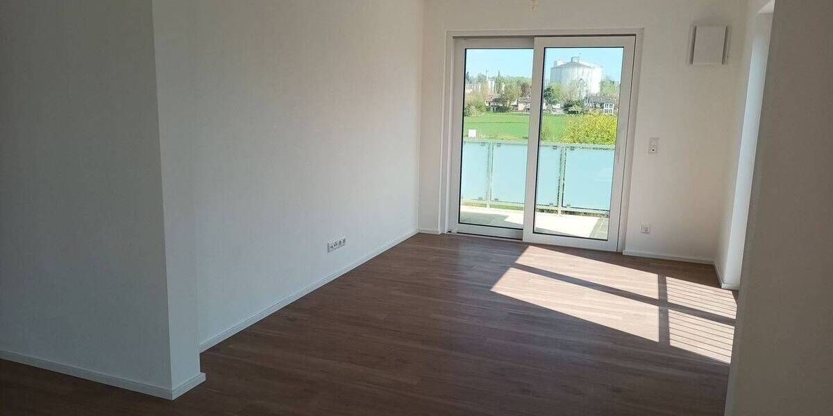 Etagenwohnung Schrobenhausen - 3 Zimmer, 95 m&sup2;, 1.220&euro; | Angebot:26273953