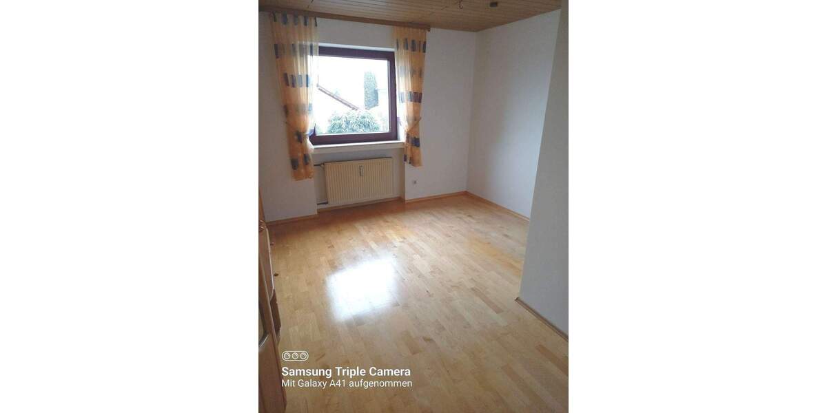Etagenwohnung Gaimersheim - 4 Zimmer, 116 m&sup2;, 1.190&euro; | Angebot:25665577
