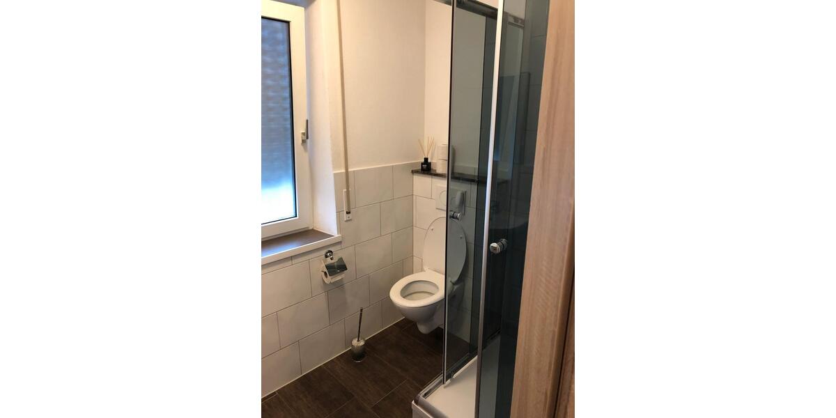 Etagenwohnung Oberhausen - 1 Zimmer, 25 m&sup2;, 330&euro; | Angebot:25981938