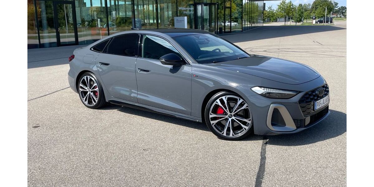 Audi A5 15.000 km 55.800 &euro; Reichertshofen 85084