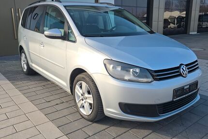 VW Touran 210.000 km 3.990 &euro; Schrobenhausen 86529
