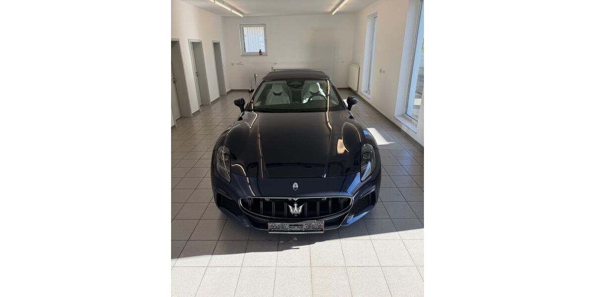 Maserati GranCabrio 5.300 km 169.900 &euro; Reichertshofen 85084