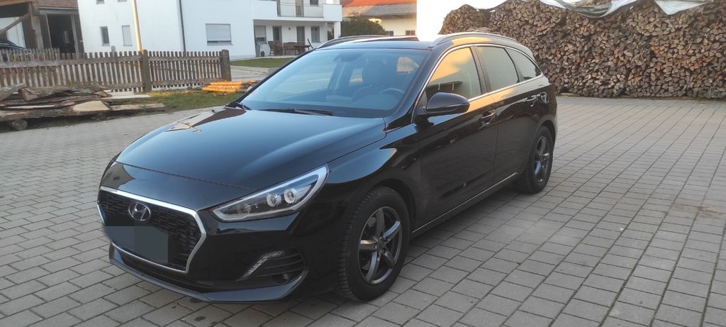 Hyundai i30 76.400 km 15.999 &euro; Reichertshofen 85084
