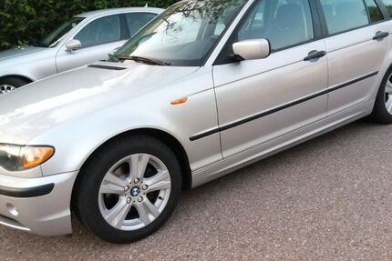 BMW 318 111.211 km 6.999 &euro; Pfaffenhofen a.d.Ilm 85276