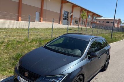 Seat Leon 89.821 km 21.999 &euro; Pfaffenhofen 85276