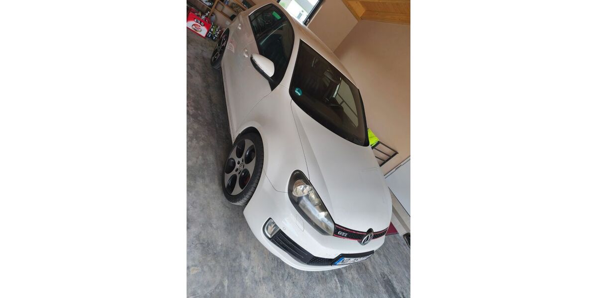 VW Golf 174.000 km 8.888 &euro; Bergheim 86673