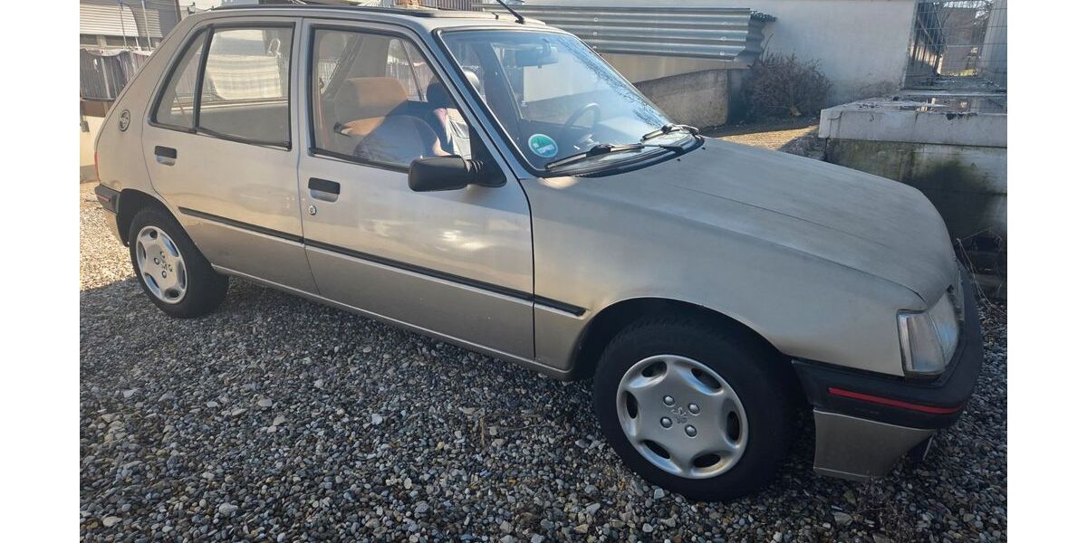 Peugeot 205 158.000 km 5.500 &euro; Neuburg a. d. Donau 86633