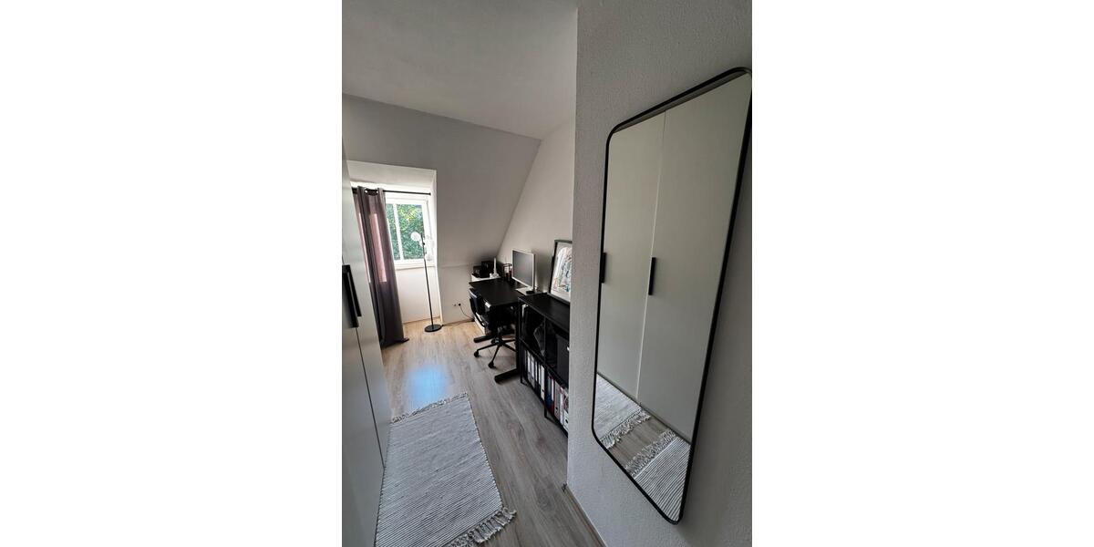 Dachgeschoßwohnung Ingolstadt - 3 Zimmer, 73 m&sup2;, 1.350&euro; | Angebot:26701503