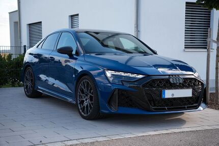 Audi RS3 7.900 km 68.900 &euro; Altmannstein 93336