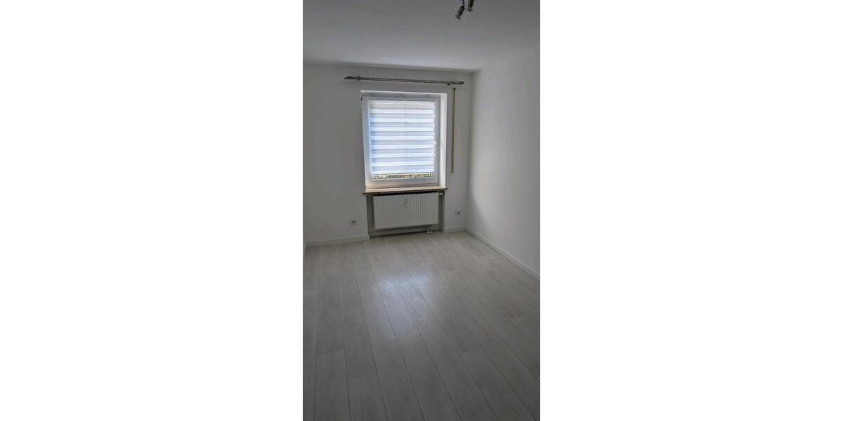 Etagenwohnung Ingolstadt - 3 Zimmer, 77 m&sup2;, 1.300&euro; | Angebot:26195108