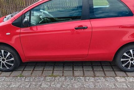 Toyota Yaris 113.000 km 2.200 &euro; Vohburg 85088
