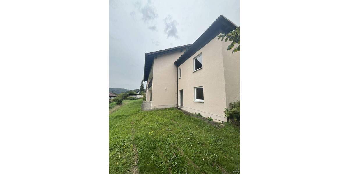 Mehrfamilienhaus, Wohnhaus Kipfenberg Grösdorf - 9 Zimmer, 211 m&sup2;, 590.000&euro; | Angebot:25701125