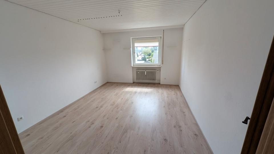 Etagenwohnung Ingolstadt Nordost - 3.5 Zimmer, 84 m&sup2;, 298.000&euro; | Angebot:26964493