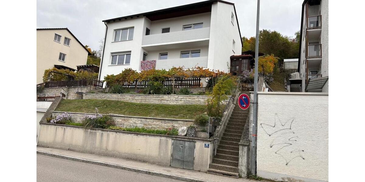 Dachgeschoßwohnung Gaimersheim - 3 Zimmer, 9 m&sup2;, 350&euro; | Angebot:25299635