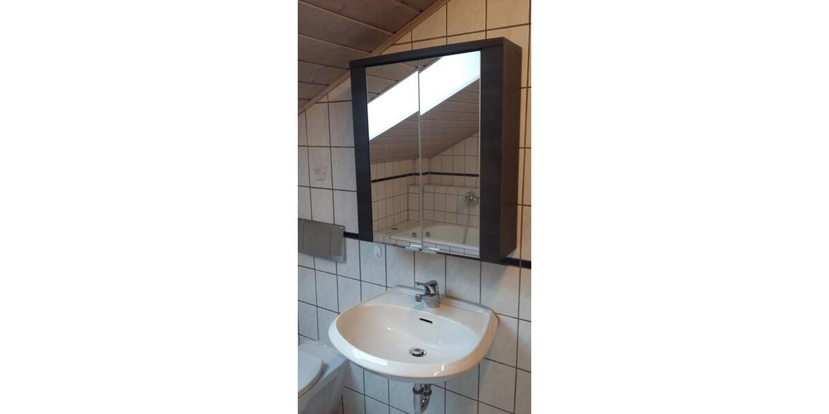 Dachgeschoßwohnung Ingolstadt Nordost - 4 Zimmer, 105 m&sup2;, 1.290&euro; | Angebot:27606225