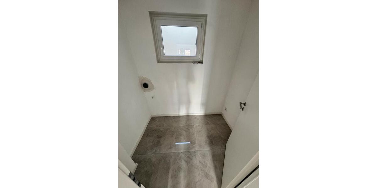 Erdgeschoßwohnung Schernfeld Birkhof - 2 Zimmer, 70 m&sup2;, 900&euro; | Angebot:24757002