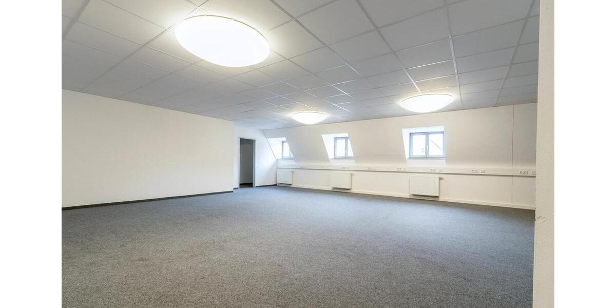 Gewerbeobjekt Ingolstadt - 2.505&euro; | Angebot:21260821