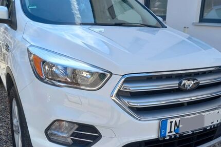 Ford Kuga 97.100 km 10.000 &euro; Ingolstadt 85051