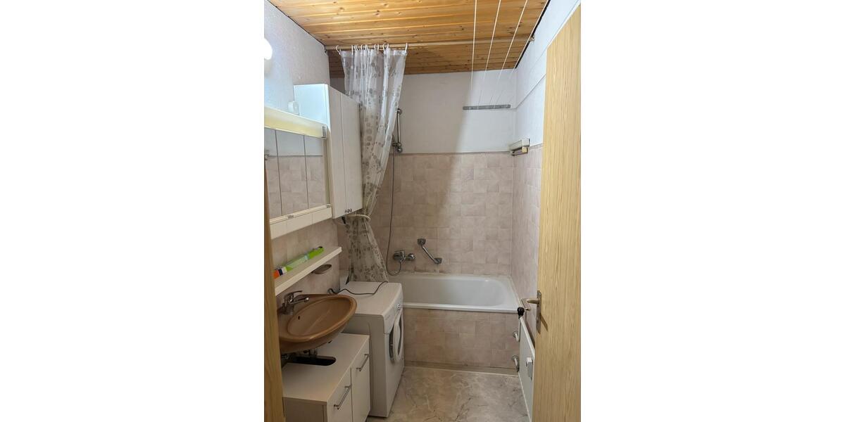 Etagenwohnung Ingolstadt Friedrichshofen-Hollerstauden - 1 Zimmer, 38 m&sup2;, 610&euro; | Angebot:26086458