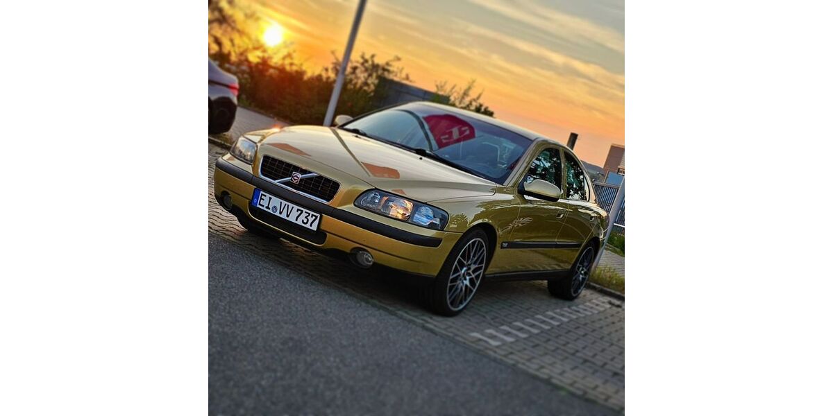 Volvo S60 256.800 km 5.555 &euro; Dollnstein 91795