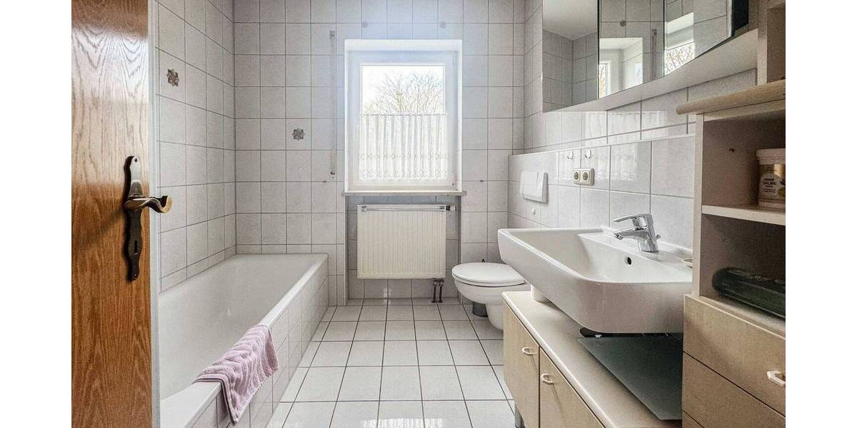 Etagenwohnung Eichstätt Rebdorf - 3 Zimmer, 89 m&sup2;, 312.000&euro; | Angebot:26017496